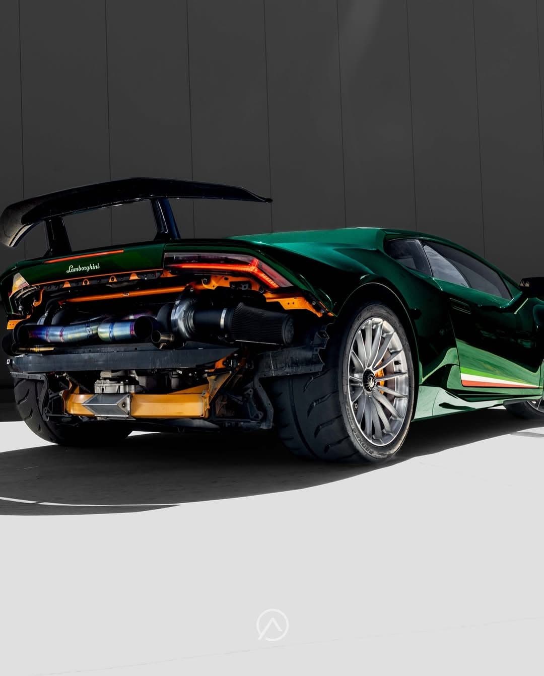 Metallic Jungle Green on Lamborghini Huracan, Advanced Auto Glass