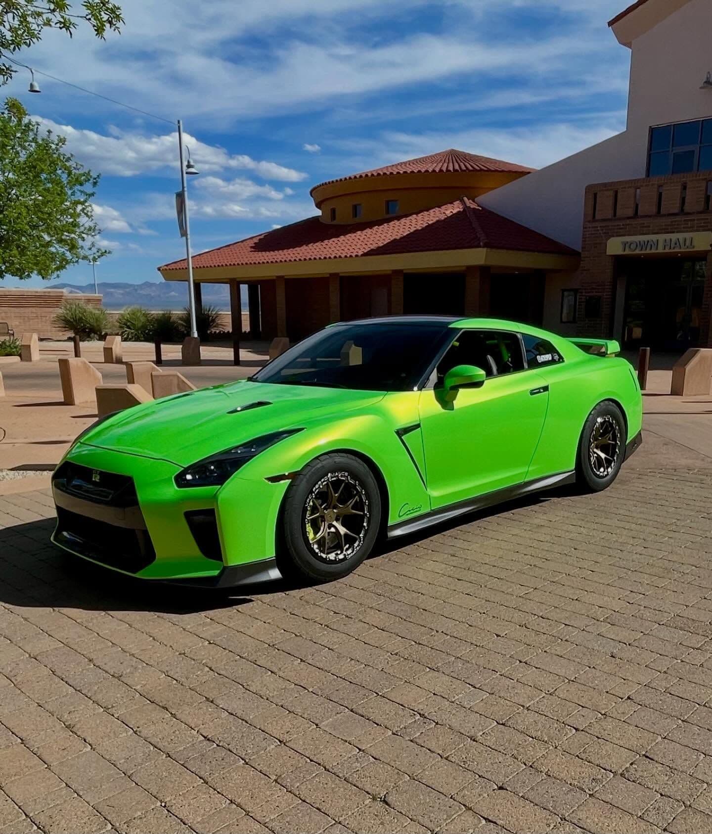 Metallic Screamin Green on Nissan GT-R, CCD Auto Design