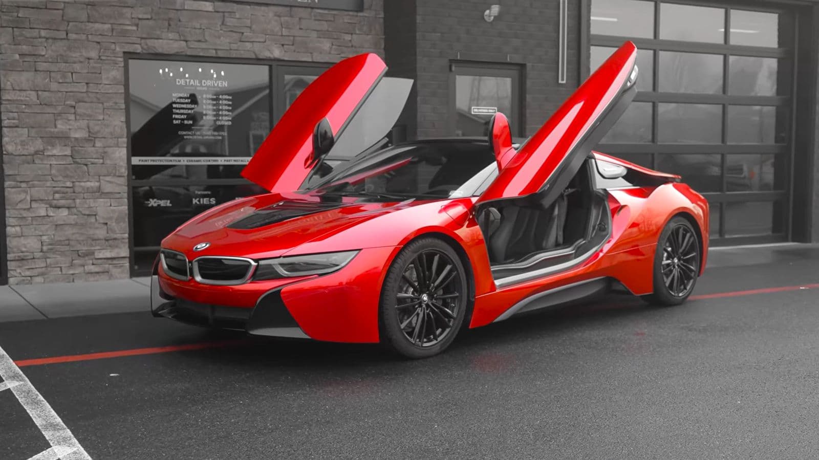 Liquid Cardinal Red on BMW i8, Detail Driven