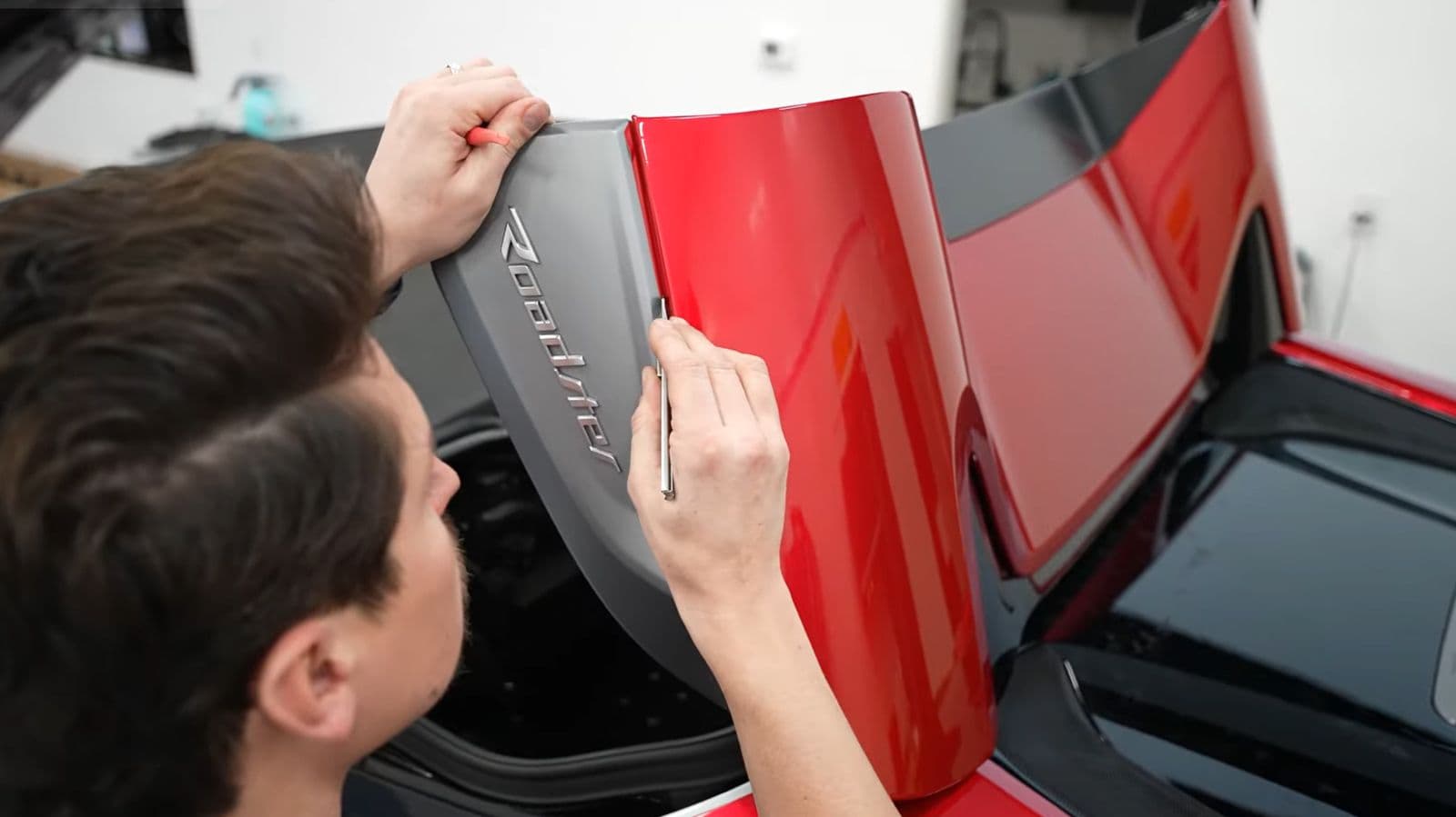 Liquid Cardinal Red on BMW i8, Detail Driven