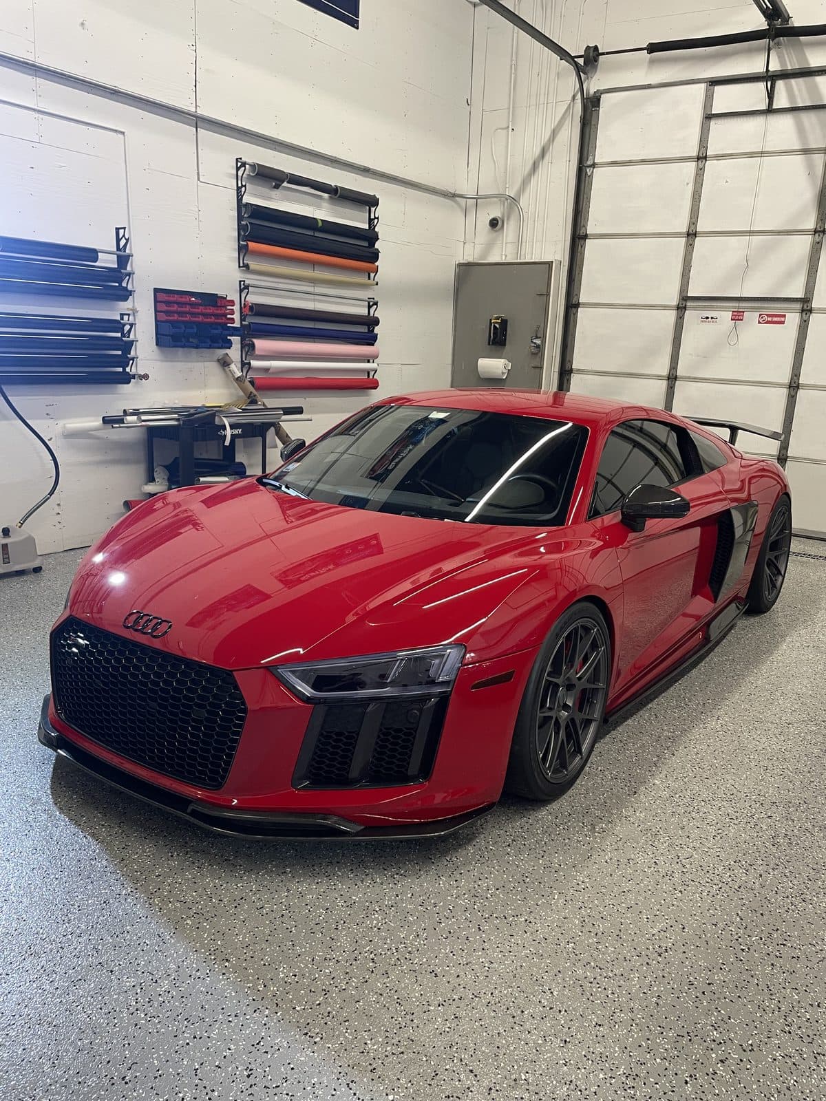Gloss Carbon Fiber on Audi R8
