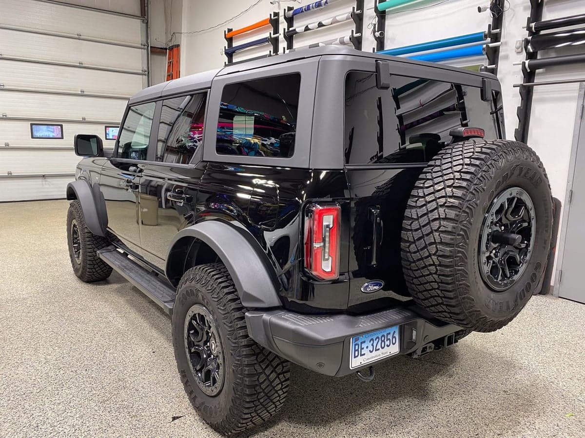 Gloss Perfect Black on a Ford Bronco