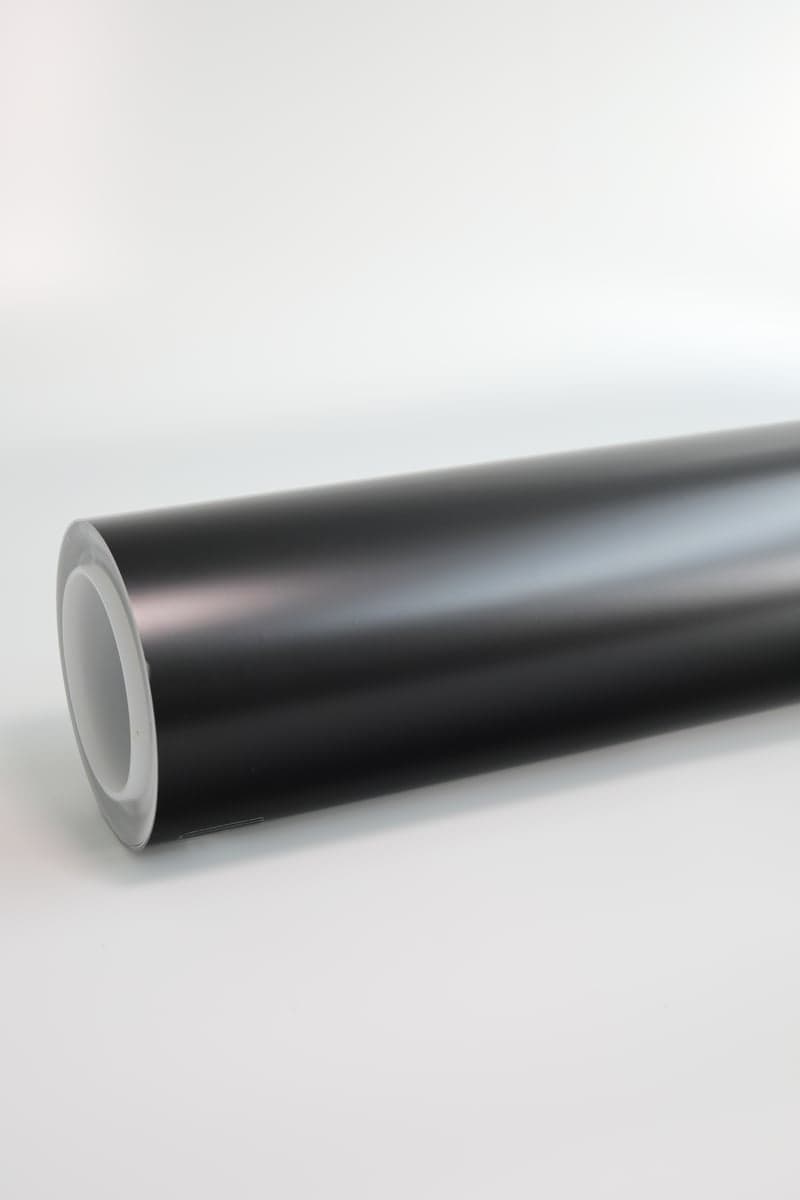Satin Perfect Black roll photo